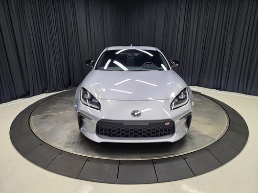 2025 Toyota GR86 Premium