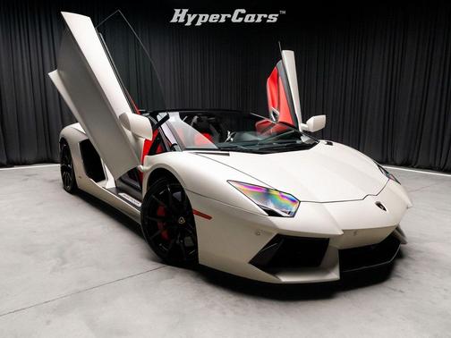 2015 Lamborghini Aventador LP700-4