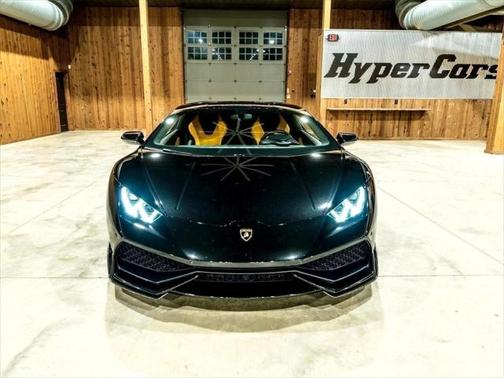 2016 Lamborghini Huracan LP610-4 Avio