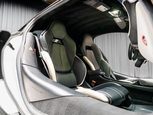 2016 McLaren 570S Coupe