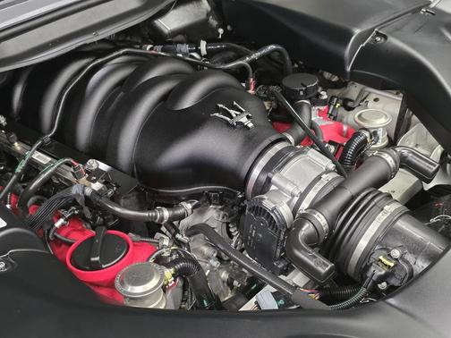 2018 Maserati GranTurismo Sport