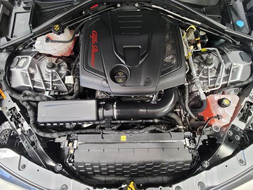 2020 Alfa Romeo Giulia Ti Lusso