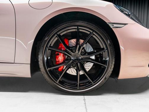 2022 Porsche 718 Cayman S