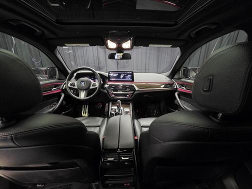 2022 BMW 540 i xDrive