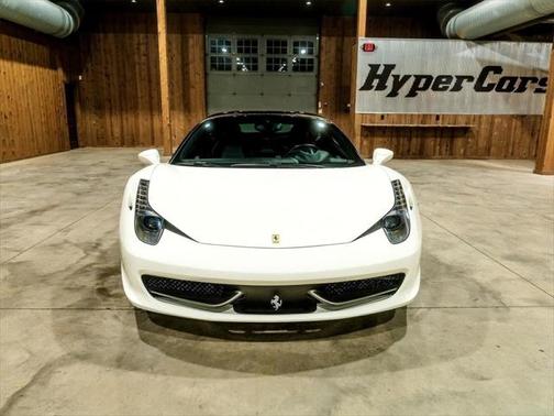 2010 Ferrari 458 Italia Base