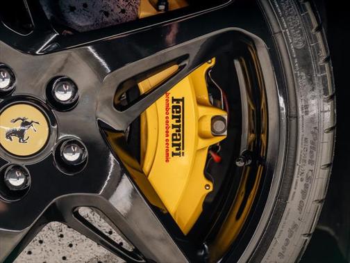 2010 Ferrari 458 Italia Base