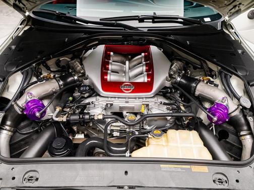 2014 Nissan GT-R Premium