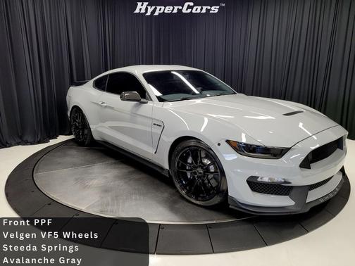 2017 Ford Shelby GT350 Base