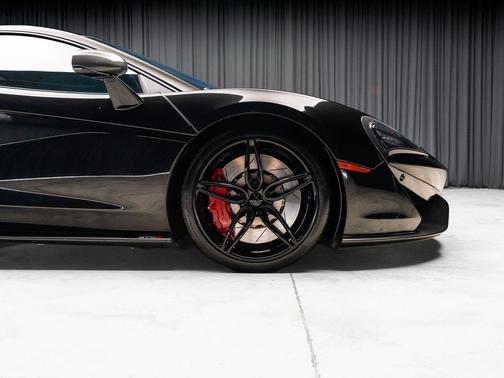 Black 2019 McLaren 570S Base