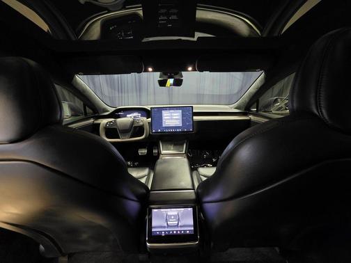 2022 Tesla Model S Base