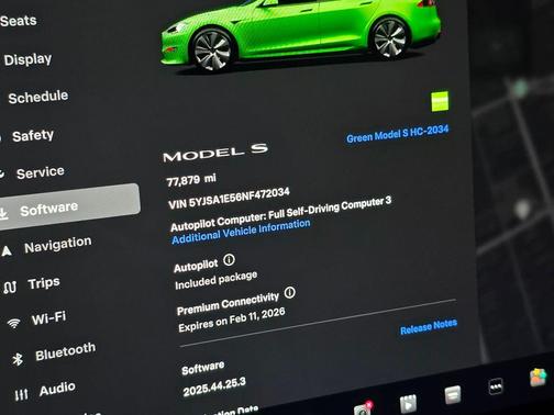 2022 Tesla Model S Base