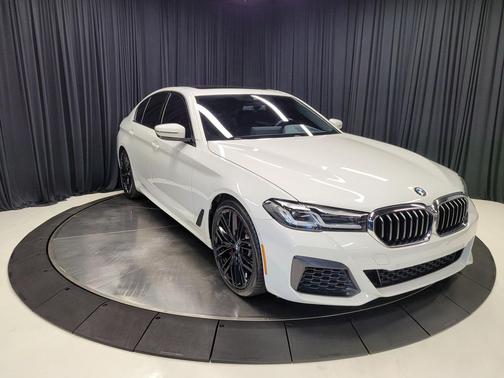 2021 BMW 540 540i