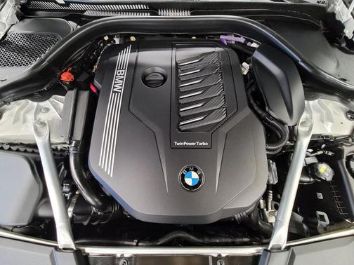 2021 BMW 540 540i