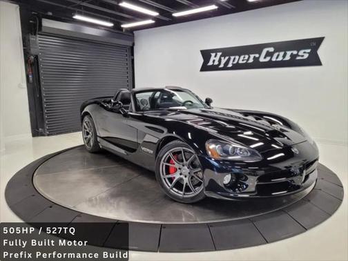 2005 Dodge Viper SRT10