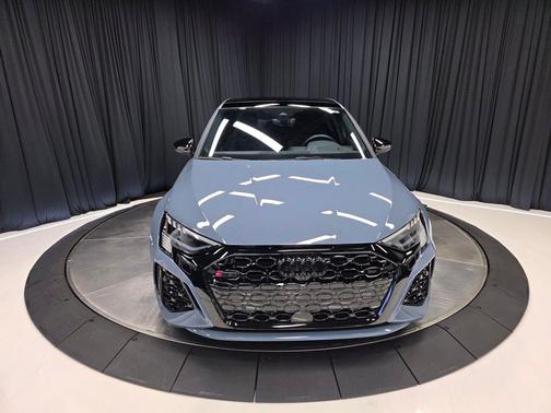 2023 Audi RS 3 TFSI quattro S tronic