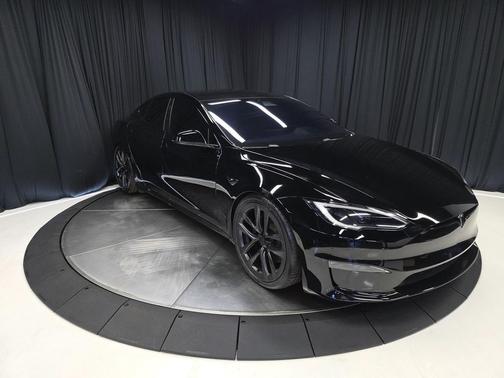 2022 Tesla Model S Base