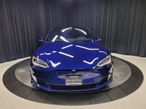 2020 Tesla Model S Long Range