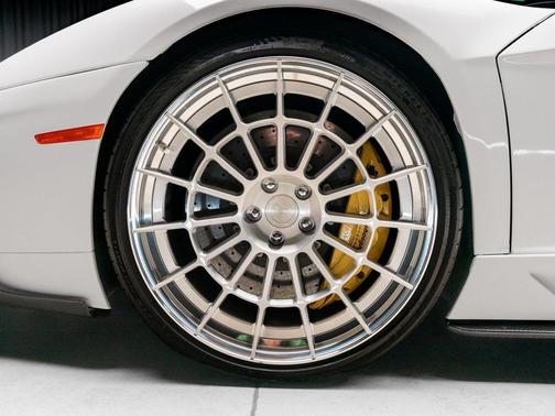 2013 Lamborghini Aventador LP700-4