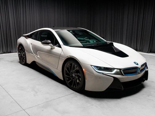 2015 BMW i8 Base
