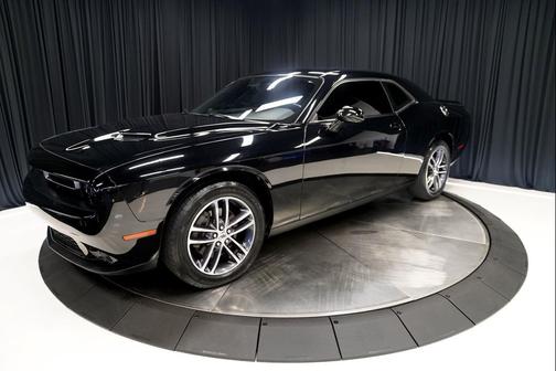 2019 Dodge Challenger SXT