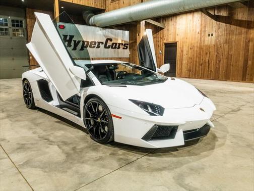 2013 Lamborghini Aventador LP700-4