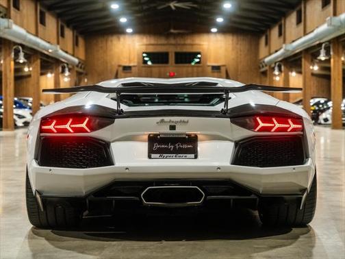 2013 Lamborghini Aventador LP700-4