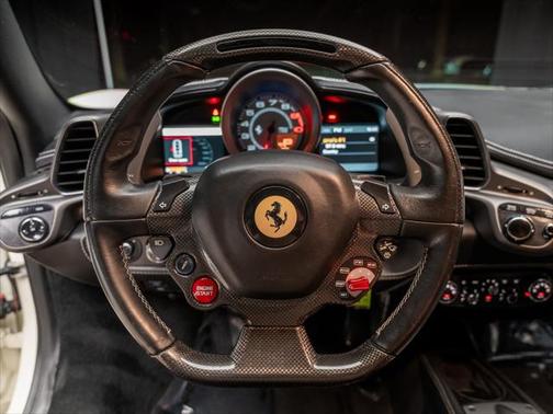 2012 Ferrari 458 Italia Base