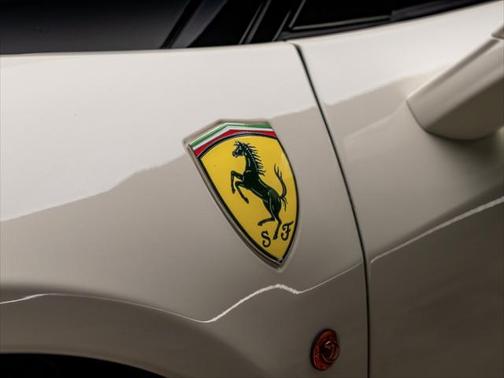 2012 Ferrari 458 Italia Base