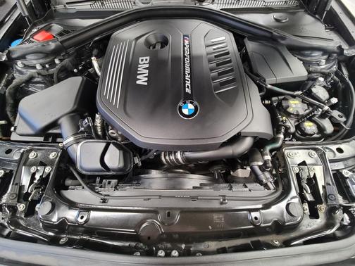 2018 BMW M240 i