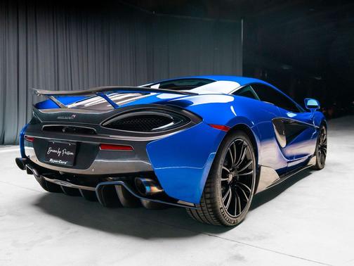 2016 McLaren 570S Base