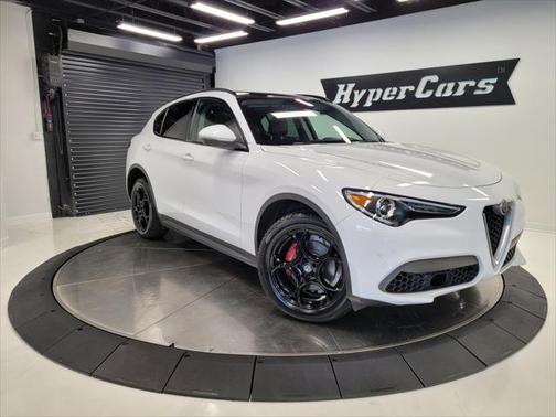 2018 Alfa Romeo Stelvio Sport