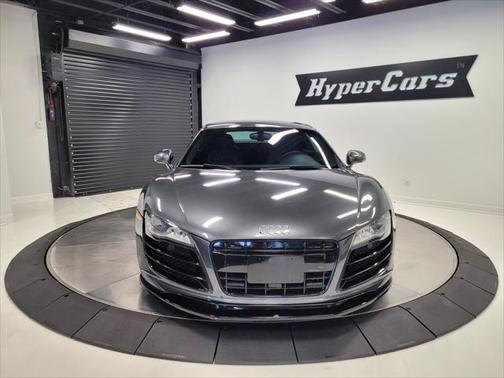 2010 Audi R8 5.2 quattro