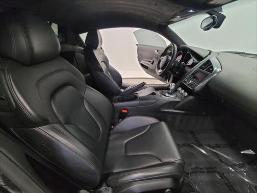 2010 Audi R8 5.2 quattro