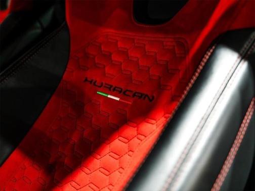2017 Lamborghini Huracan LP580-2