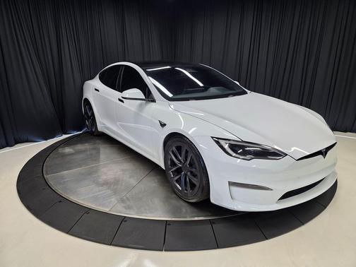 2022 Tesla Model S Base