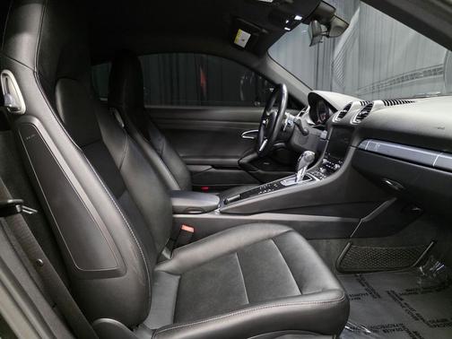 2019 Porsche 718 Cayman Base