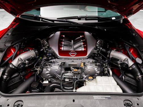 2023 Nissan GT-R Premium Dual-clutch 6-Speed Transmission