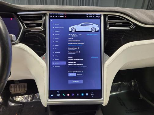 2017 Tesla Model S 75D