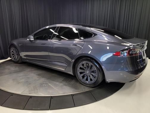 2018 Tesla Model S 75D