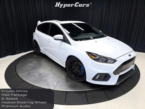 Frozen White 2017 Ford Focus RS Base