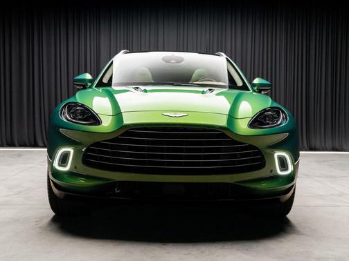 2021 Aston Martin DBX Base