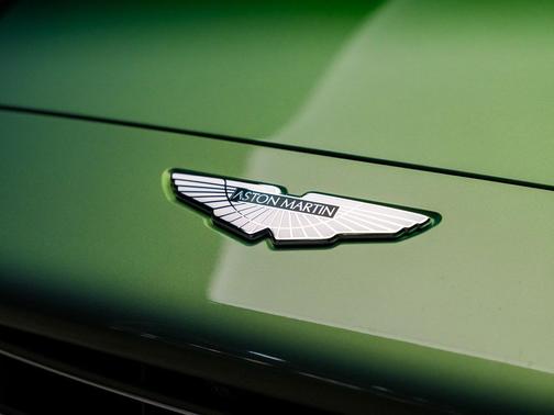 2021 Aston Martin DBX Base