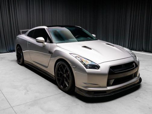 2009 Nissan GT-R Premium