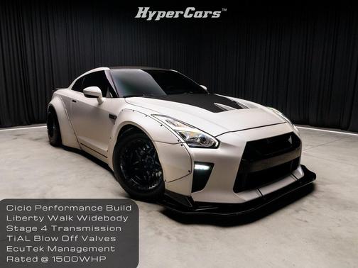 2013 Nissan GT-R Premium