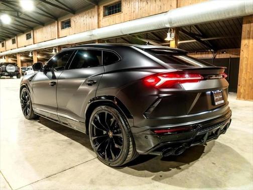 2020 Lamborghini Urus 4dr SUV