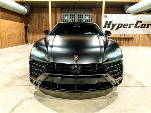 2020 Lamborghini Urus 4dr SUV