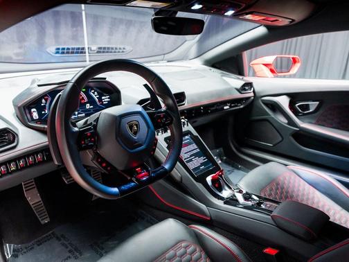 2023 Lamborghini Huracan EVO Coupe