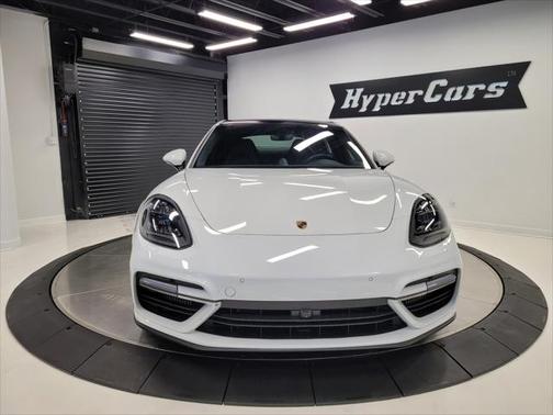 2018 Porsche Panamera Turbo
