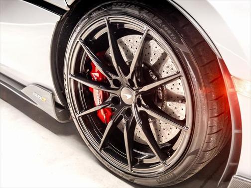 2020 McLaren 600LT Base