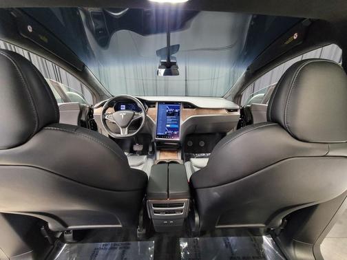 2021 Tesla Model X Long Range Dual Motor All-Wheel Drive
